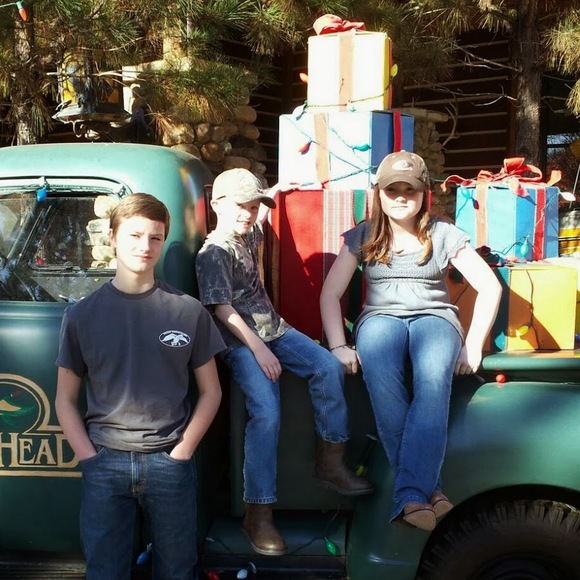 Meet your Posher, Casie - Picture 1 of 1